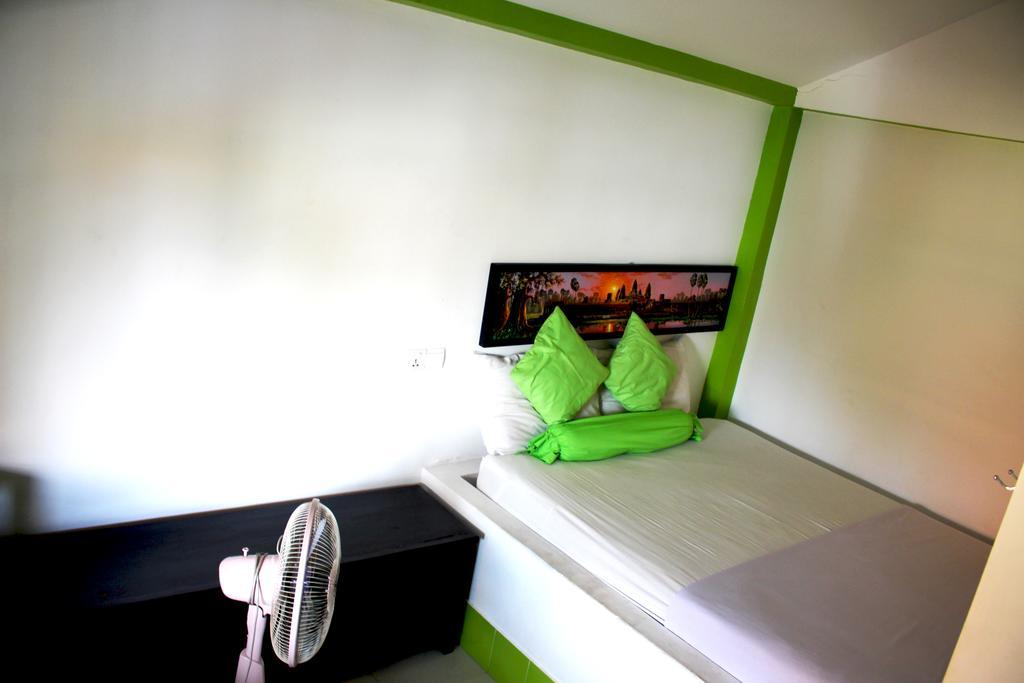 بنوم بنه Top Banana Guesthouse & Rooftop Bar المظهر الخارجي الصورة