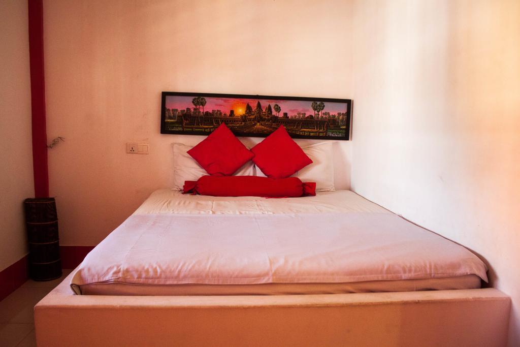 بنوم بنه Top Banana Guesthouse & Rooftop Bar المظهر الخارجي الصورة