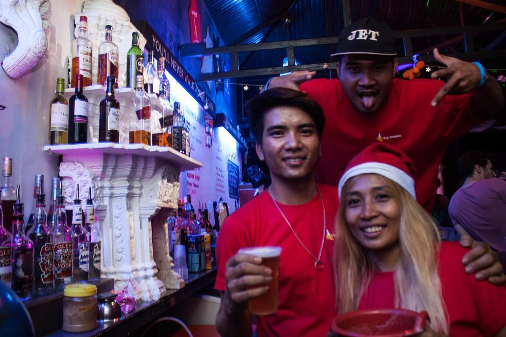 بنوم بنه Top Banana Guesthouse & Rooftop Bar المظهر الخارجي الصورة